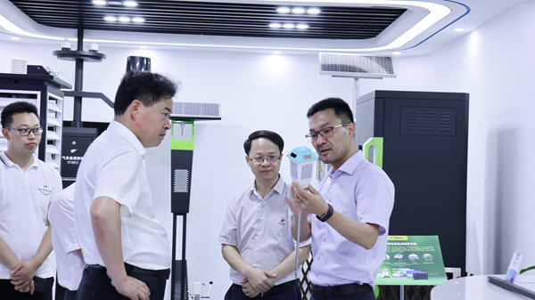 浙江省农业农村厅副厅长唐冬寿一行莅临樱花视频在线调研3 浙江省农业农村厅副厅长唐冬寿一行莅临樱花视频在线调研3