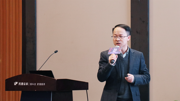 1643159199755664.png 朱总.png