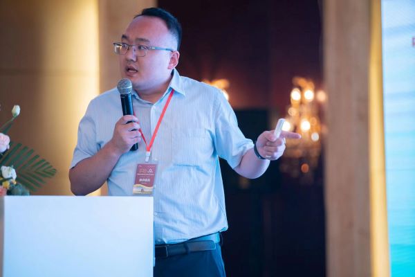 1695449333988488.jpg 樱花视频在线营销副总周蓝舰作《产业大脑+未来农场的模式探索》专题报告.jpg